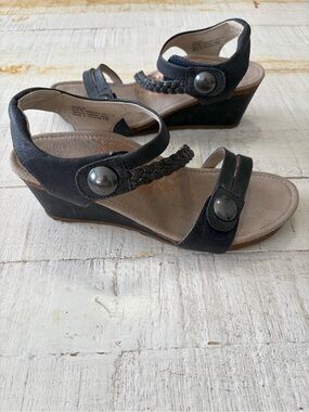 Aetrex Naya Wedge Sandals EU size 40 US 9 9.5 Navy Blue Braided Strap Leather